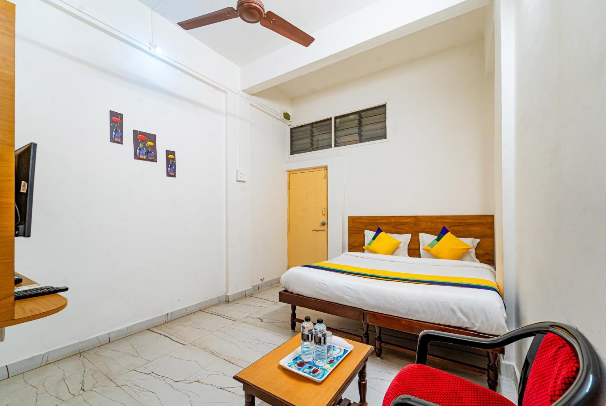 Itsy Hotels Mansi Nashik Exterior foto